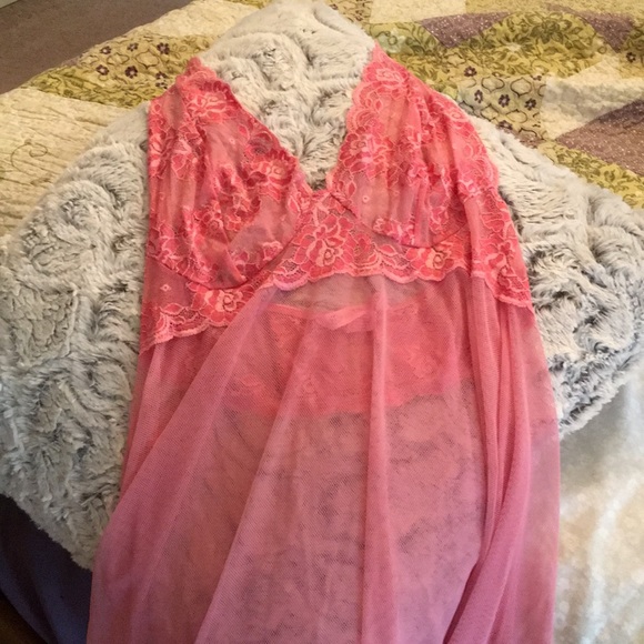 Victoria’s Secret Sleep Wear - Picture 3 of 4